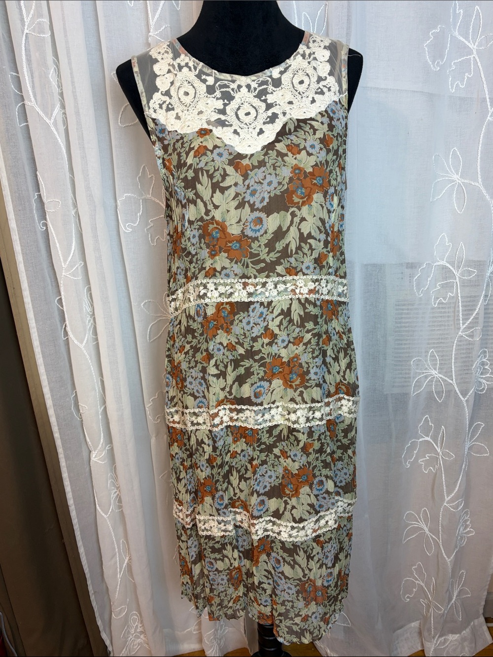 Floral Lace-Trim Sleeveless Midi Dress in cocoa brown and Olive Green